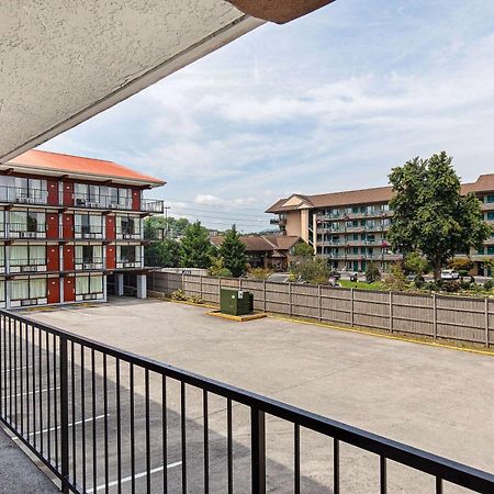 Americana Inn A Travelodge By Wyndham Pigeon Forge Luaran gambar