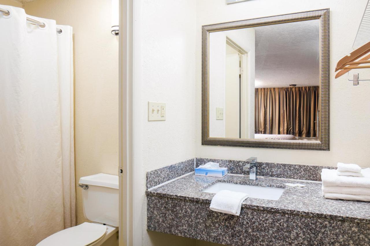 Americana Inn A Travelodge By Wyndham Pigeon Forge Luaran gambar