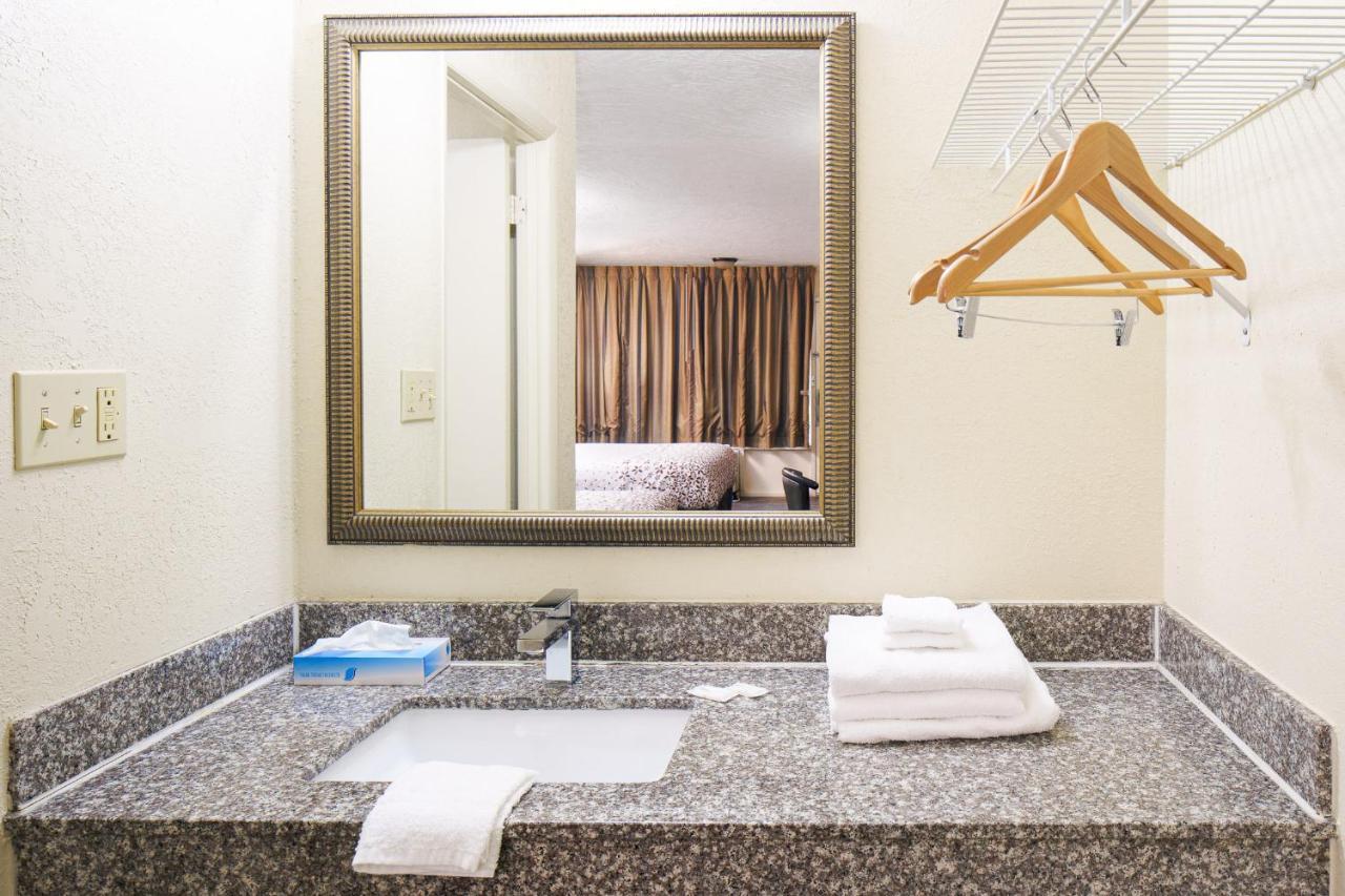 Americana Inn A Travelodge By Wyndham Pigeon Forge Luaran gambar