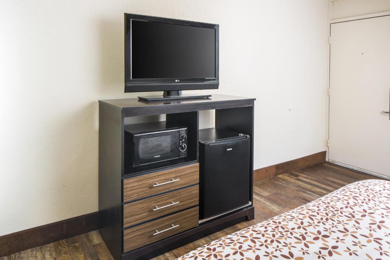 Americana Inn A Travelodge By Wyndham Pigeon Forge Luaran gambar