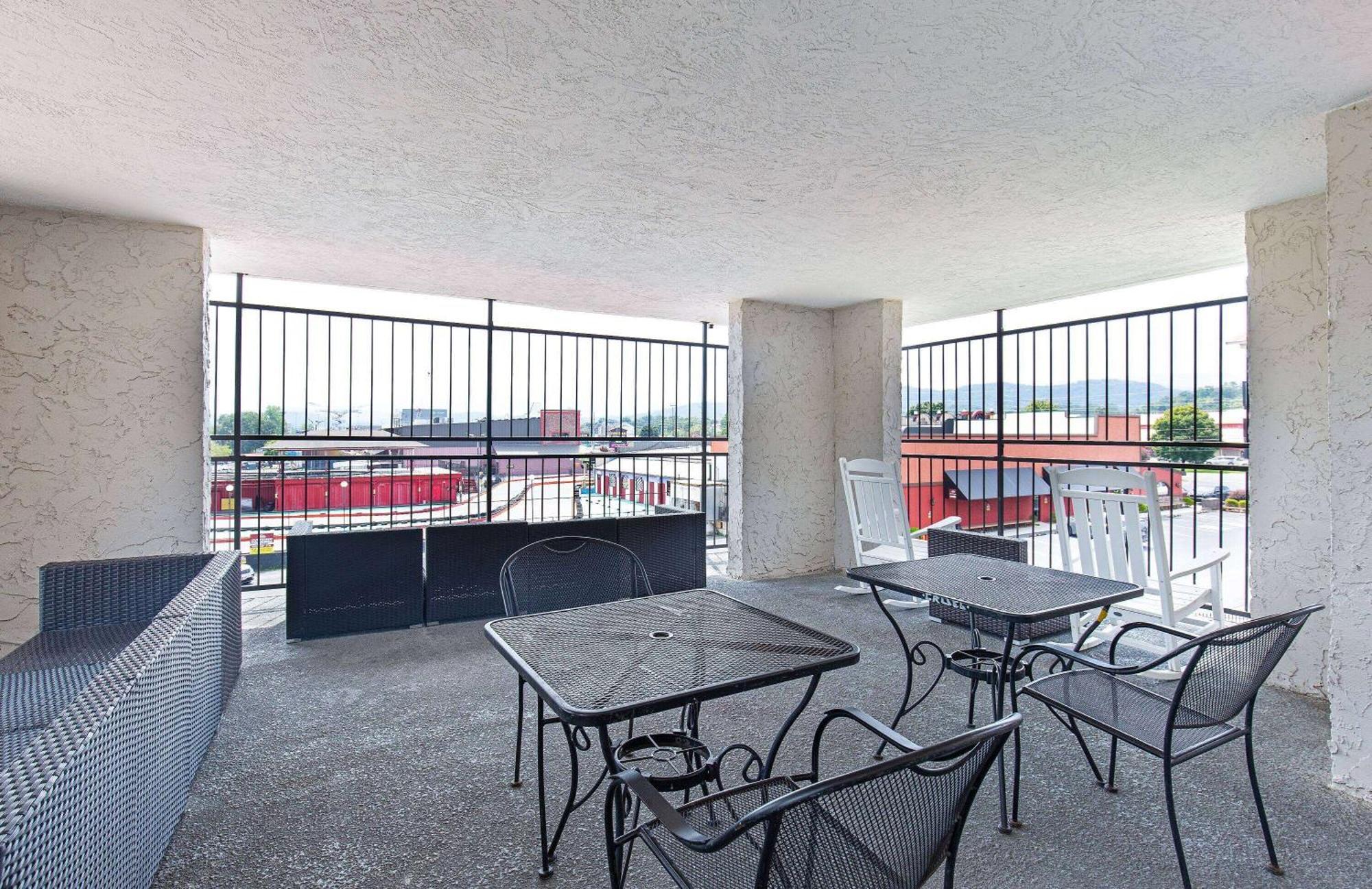 Americana Inn A Travelodge By Wyndham Pigeon Forge Luaran gambar