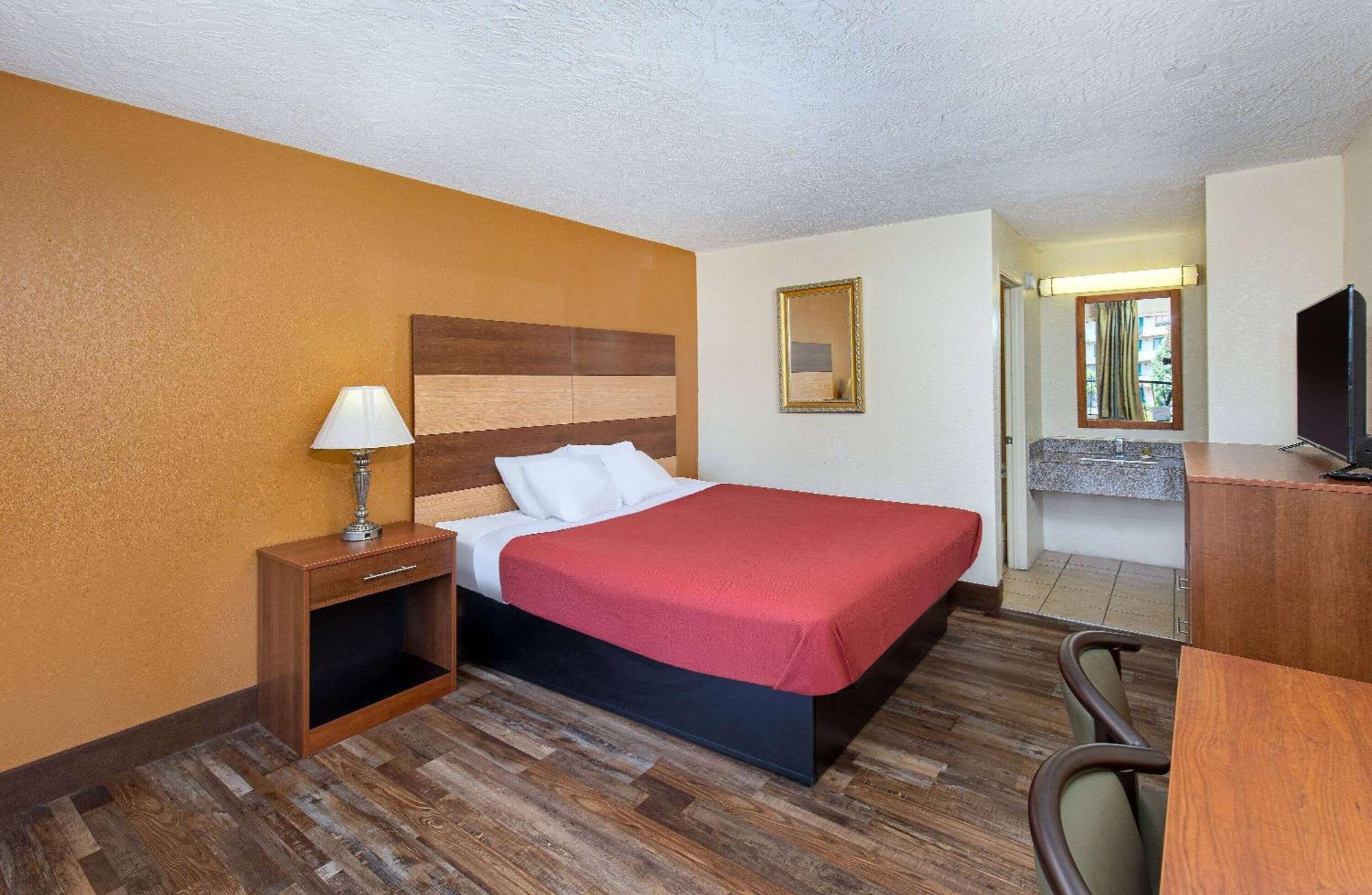 Americana Inn A Travelodge By Wyndham Pigeon Forge Luaran gambar