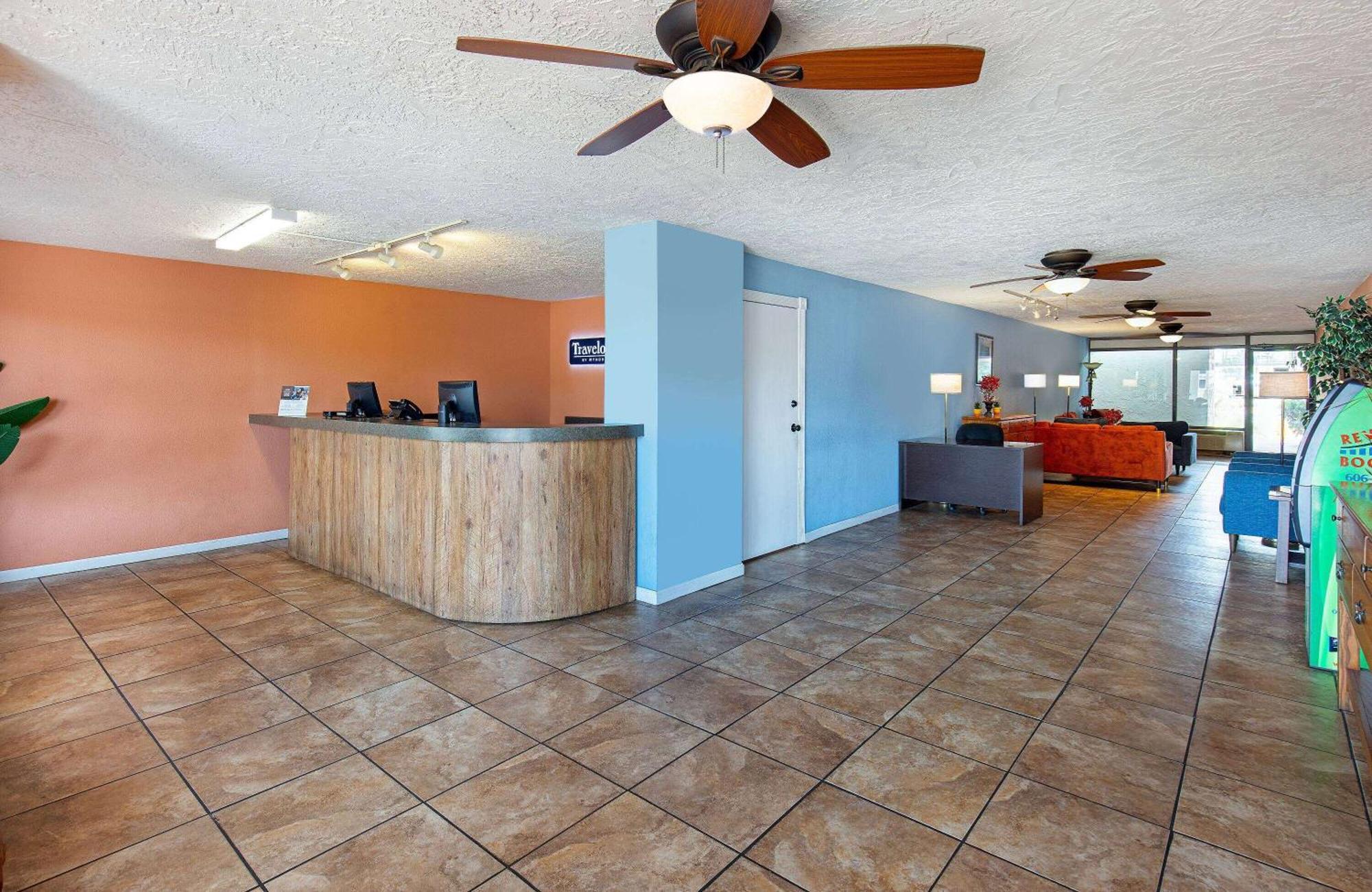 Americana Inn A Travelodge By Wyndham Pigeon Forge Luaran gambar