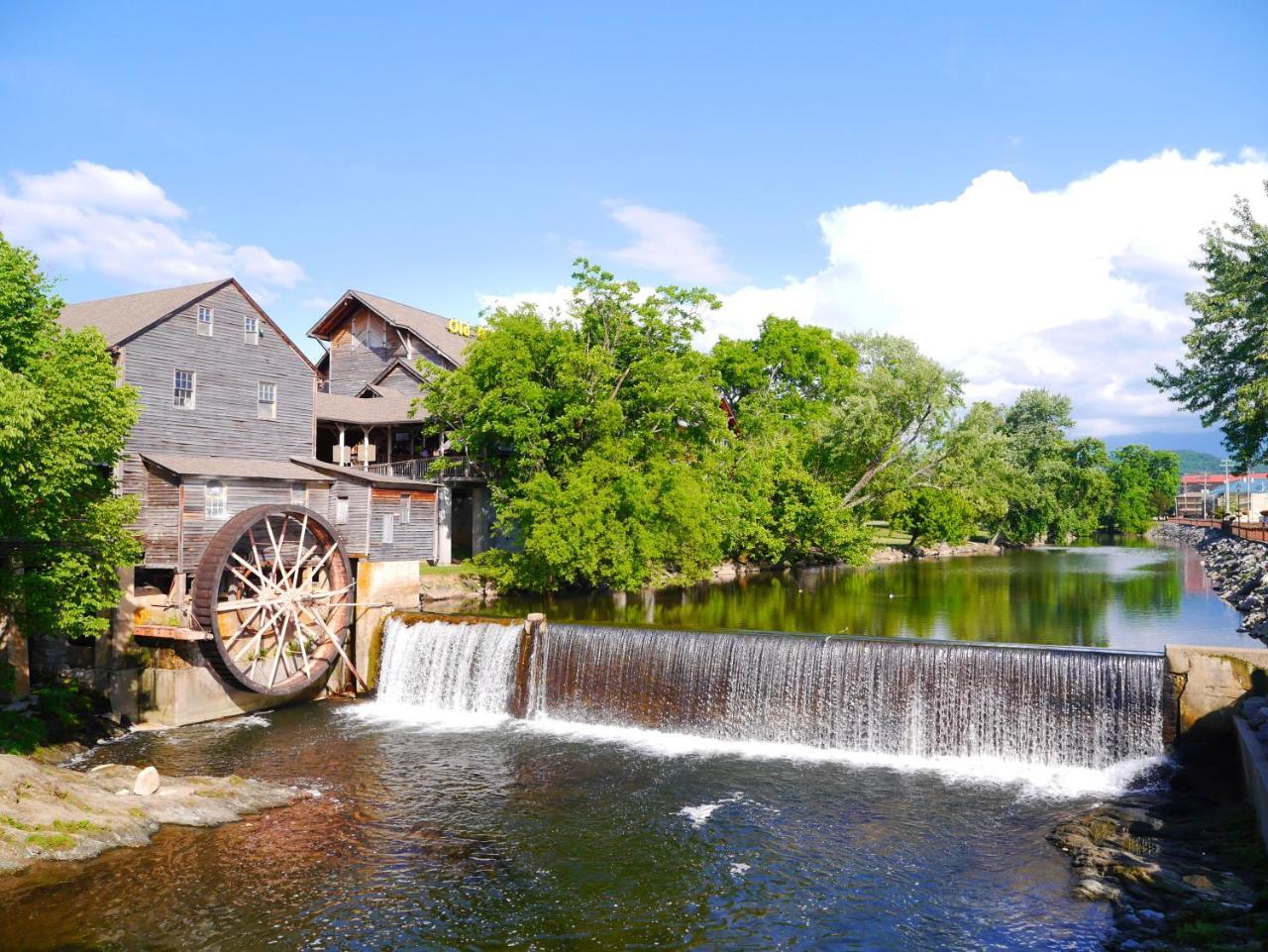 Americana Inn A Travelodge By Wyndham Pigeon Forge Luaran gambar
